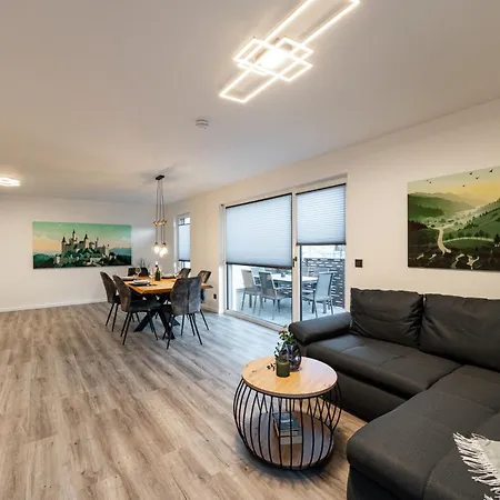 Apartment #5 Jsliving Premium - Balkon Mit Aussicht Kueche Highspeed Wlan Kostenlose Parkplaetze *