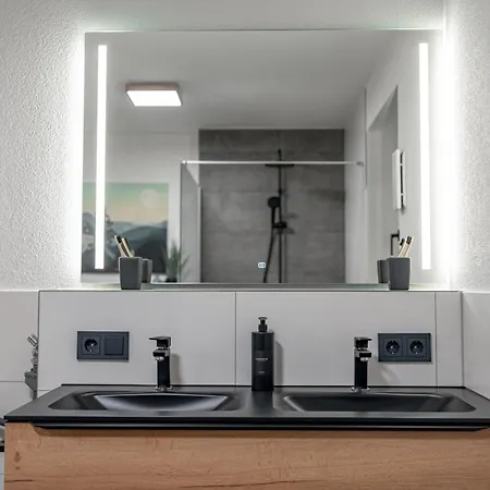 #5 Jsliving Premium - Balkon Mit Aussicht Kueche Highspeed Wlan Kostenlose Parkplaetze *